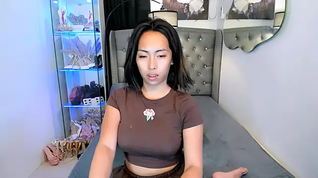 reighnempress webcam