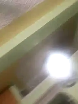 calme_odl1 - Calme_odl1's free webcam - UK Sex Cams