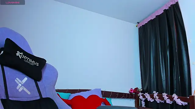 _Moon_Johnson webcam