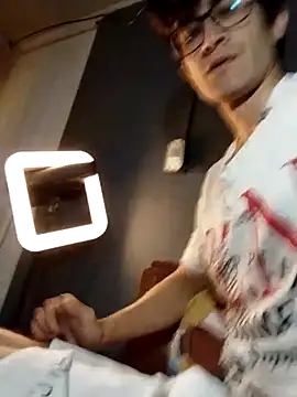 Loggan_donnelly webcam