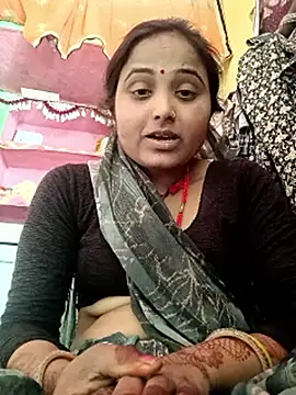 Pooja_hote webcam