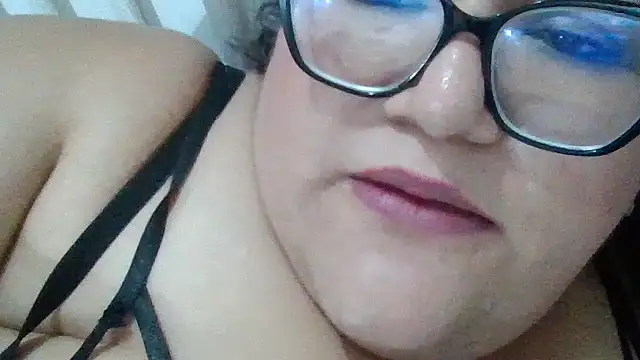 Danavane22 webcam