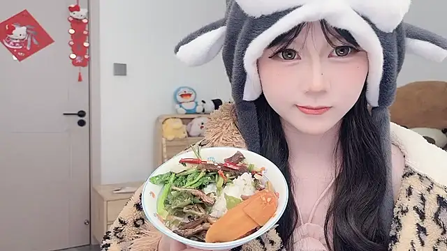 美女lnua-lnua在线直播