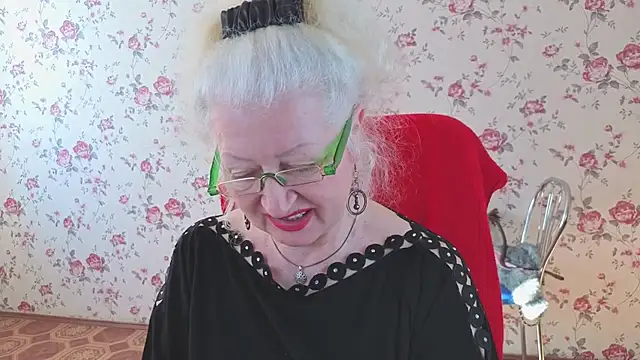 Maya_Mayflower webcam