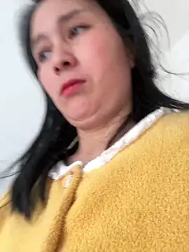 美女buusoom在线直播