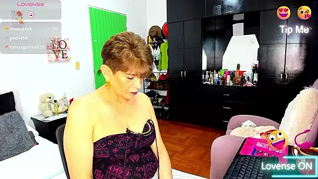 Angelina_Stone_65 webcam