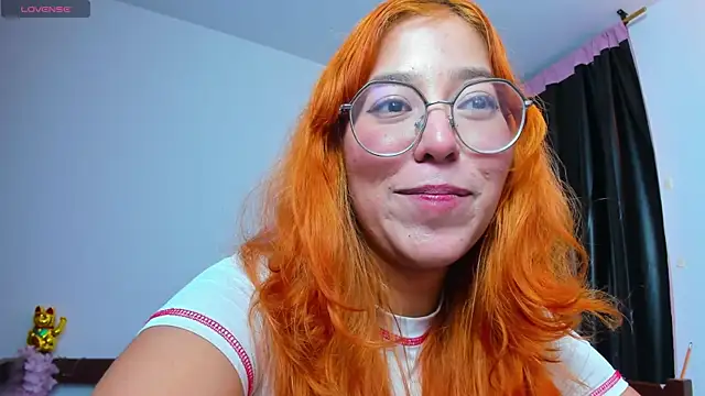 _Moon_Johnson webcam