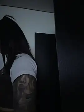 Isabella-Teen webcam