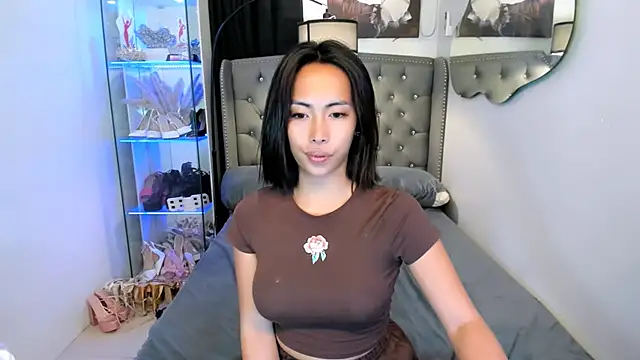 reighnempress webcam