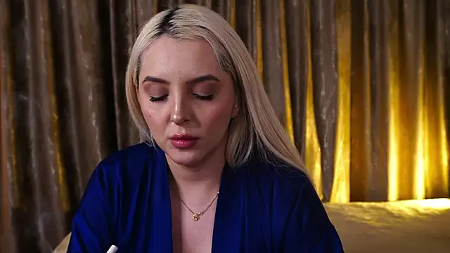 VictoriaMorrone webcam