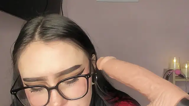 nude amateur Jas Miin