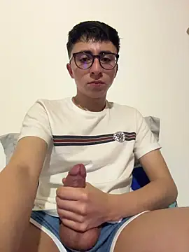 CamiRojas_boy webcam