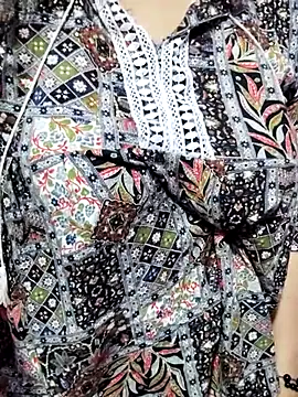 Sonali_Saxena webcam