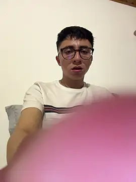 CamiRojas_boy webcam