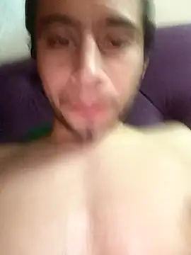 Addicted_toyour_vagina webcam