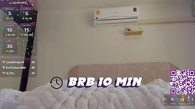 YourElizabethh webcam