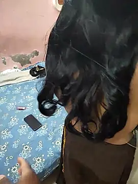 COUPLLE_VILLAGE webcam