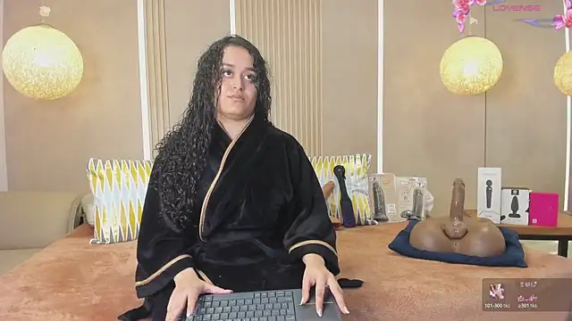 sabrina_shark_ webcam