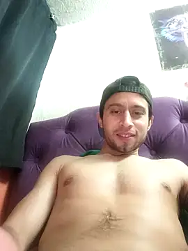 Addicted_toyour_vagina webcam