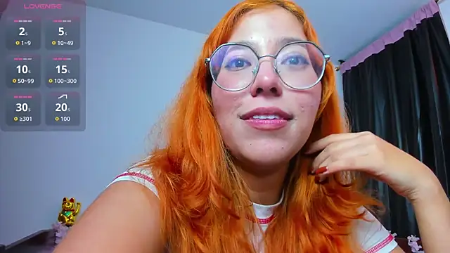 _Moon_Johnson webcam