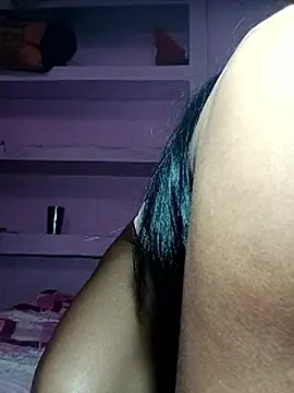 Your_Favourite_Madhuri webcam