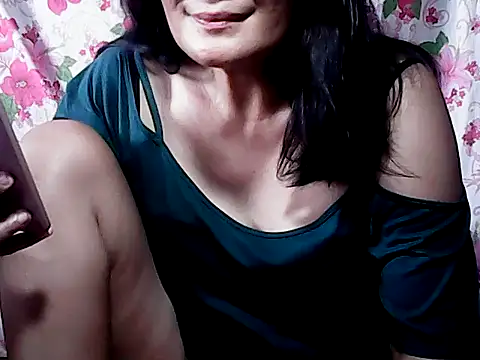 Wildhot_Mommy webcam