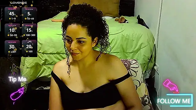 _naughty_milf webcam