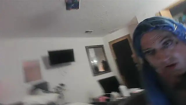 sissytrapdolly24 webcam