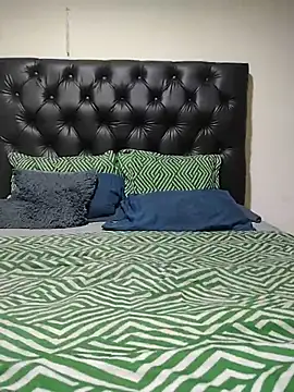 juanstevan2724 - Juanstevan2724's free webcam - UK Sex Cams