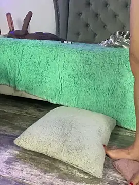 sunshinee- - Sunshinee-'s free webcam - UK Sex Cams