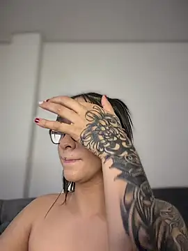 Isabella-Teen webcam