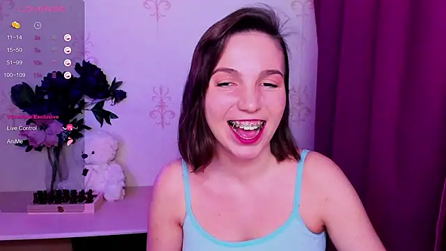 KindHazelHere_ webcam