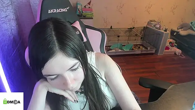 Crazy_forest_fairy webcam