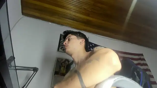 charlie_hotxxx webcam