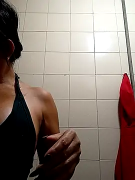 kelly_squirting webcam