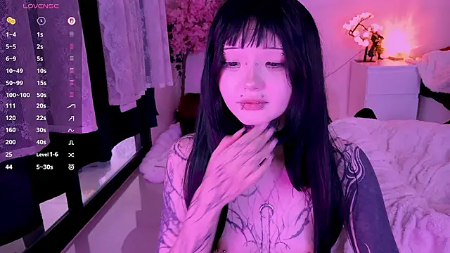 lein_bone (F teen) - take off panties