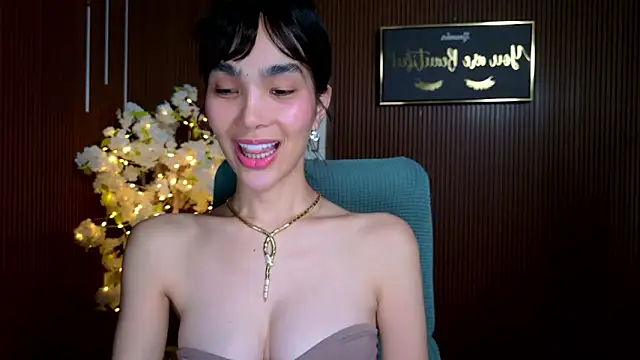 xxforyoureyesonlyxx webcam