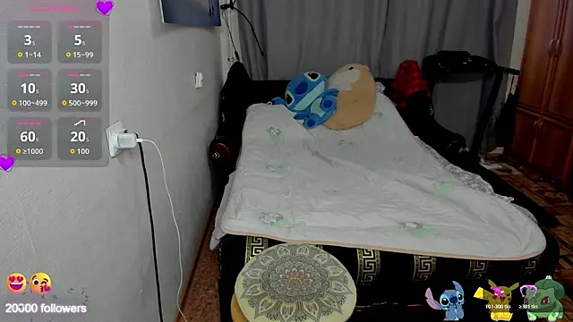 monica__elder webcam