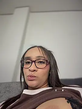 Isabella-Teen webcam