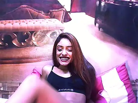 IndianPretty14u2Luv webcam