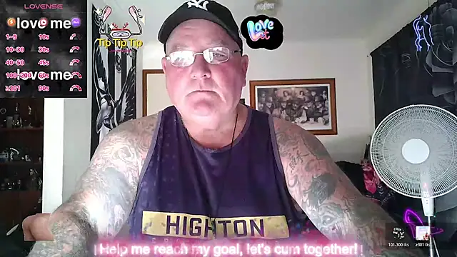 KINKYBLUEYES69 webcam