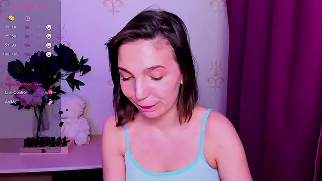 kindhazelhere_ - KindHazelHere_'s free webcam - UK Sex Cams