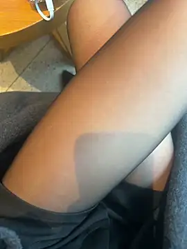 yimisun01 - Yimisun01's free webcam - UK Sex Cams