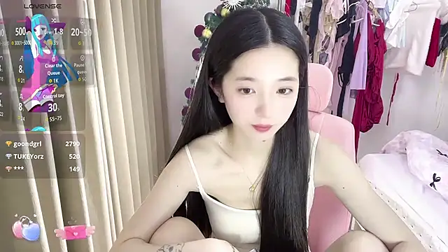 美女OiOi-666在线直播