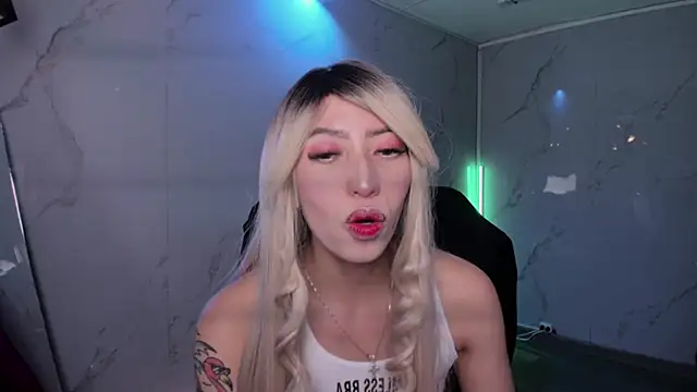 LilithCooperr_ webcam