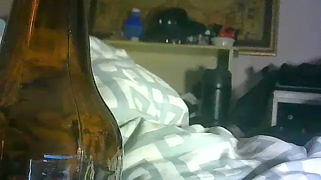 ON3YOULLN3VER_FIR3 webcam