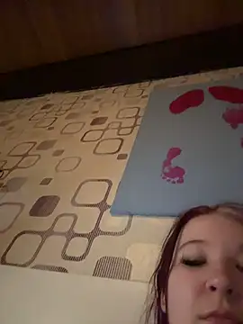 LittleChaosQueen webcam