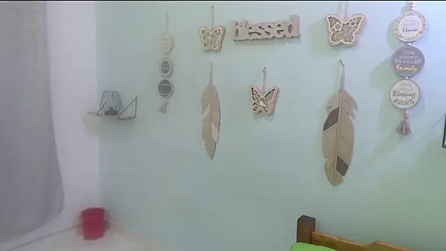 ashlyanaldeep18 webcam