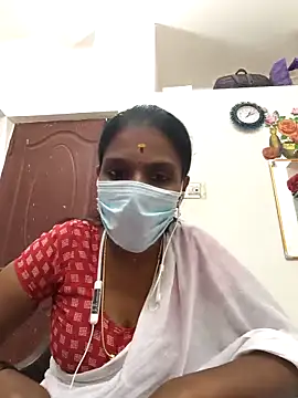 Webcam Model (Tamil_Yalini12)  is live.Free join now!