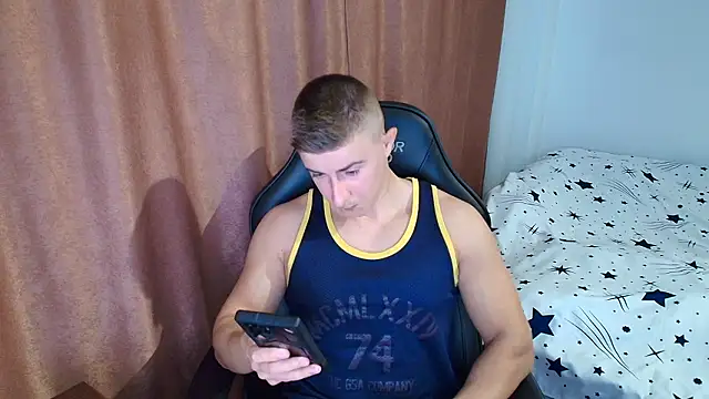 TodMuscle9 webcam